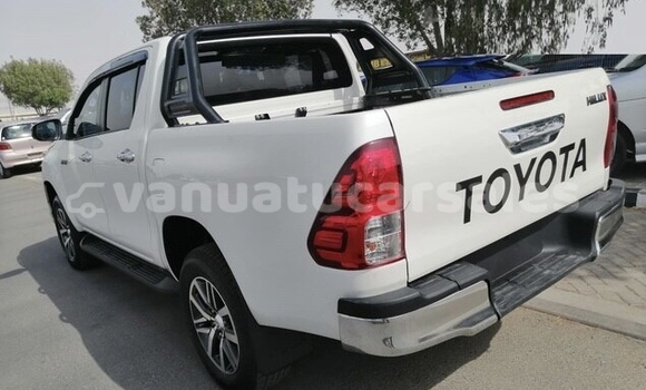 Buy Used Toyota Hilux White Car in Port Vila in Shefa Buy Used Toyota Hilux White Car in Port Vila in Shefa