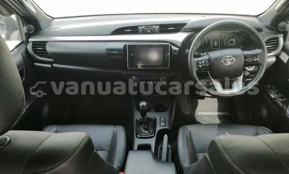 Buy Used Toyota Hilux White Car in Port Vila in Shefa Buy Used Toyota Hilux White Car in Port Vila in Shefa