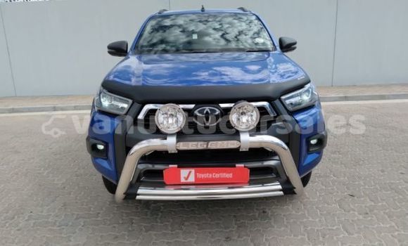 Buy Used Toyota Hilux Blue Car in Lolowaï in Penama Buy Used Toyota Hilux Blue Car in Lolowaï in Penama