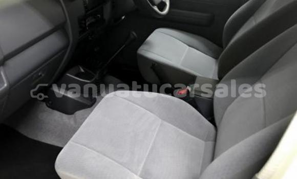 Buy Used Toyota Land Cruiser White Car in Burumba in Shefa Buy Used Toyota Land Cruiser White Car in Burumba in Shefa