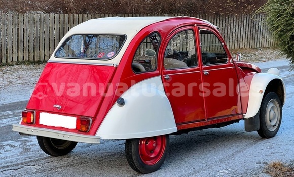 Buy Used Citroen 2CV Red Car in Emae in Shefa Buy Used Citroen 2CV Red Car in Emae in Shefa