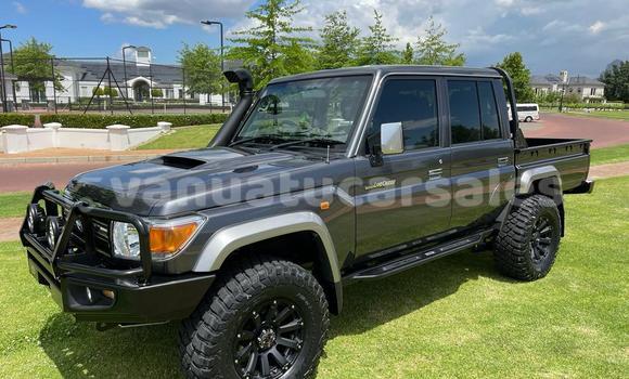 Buy Used Mahindra Scorpio Beige Car in Port Vila in Shefa Buy Used Mahindra Scorpio Beige Car in Port Vila in Shefa