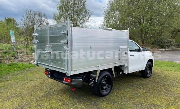 Acheter Occasion Utilitaire Toyota HiAce Beige à Port Vila, Shefa Acheter Occasion Utilitaire Toyota HiAce Beige à Port Vila, Shefa