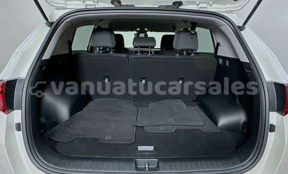 Buy Used Kia Sportage White Car in Isangel in Tafea Buy Used Kia Sportage White Car in Isangel in Tafea