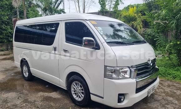 Buy Used Toyota Hiace White Car in Port Vila in Shefa Buy Used Toyota Hiace White Car in Port Vila in Shefa