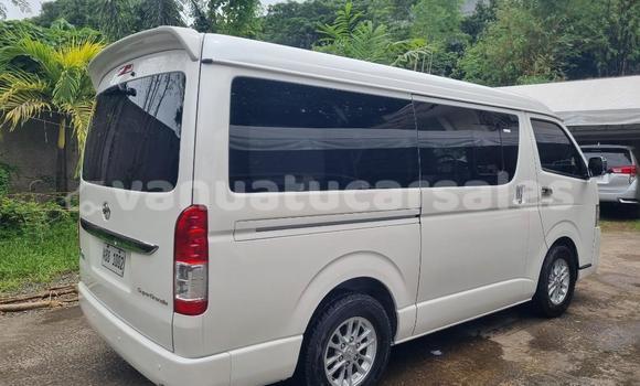 Buy Used Toyota Hiace White Car in Port Vila in Shefa Buy Used Toyota Hiace White Car in Port Vila in Shefa