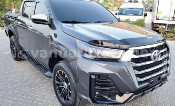 Buy Used Toyota Hiluxe Revo Brown Car in Port Vila in Shefa Buy Used Toyota Hiluxe Revo Brown Car in Port Vila in Shefa