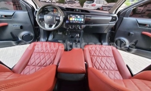 Buy Used Toyota Hiluxe Revo Brown Car in Port Vila in Shefa Buy Used Toyota Hiluxe Revo Brown Car in Port Vila in Shefa