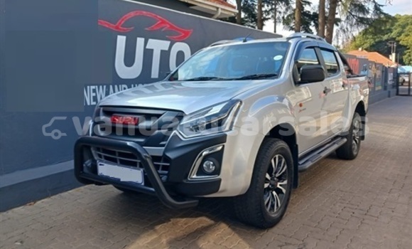 Medium with watermark isuzu d max sanma luganville 595