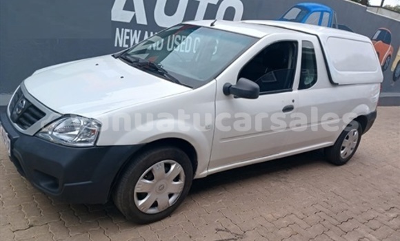 Buy Used Nissan NP 300 White Car in Port Vila in Shefa Buy Used Nissan NP 300 White Car in Port Vila in Shefa
