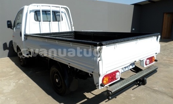 Acheter Occasion Voiture Hyundai H200 Blanc à Port Vila, Shefa Acheter Occasion Voiture Hyundai H200 Blanc à Port Vila, Shefa