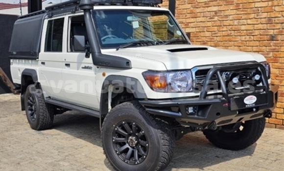 Medium with watermark toyota land cruiser sanma luganville 609