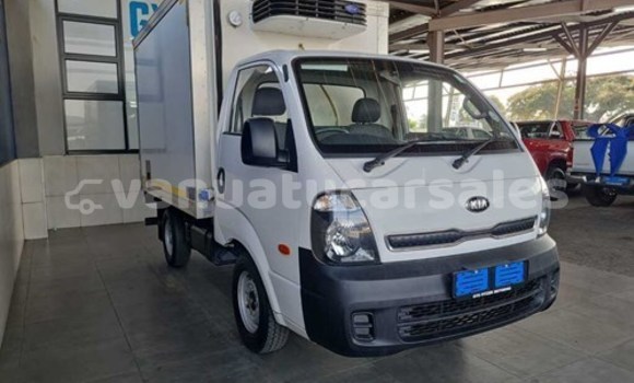 Buy Used Kia K7 White Car in Luganville in Sanma Buy Used Kia K7 White Car in Luganville in Sanma