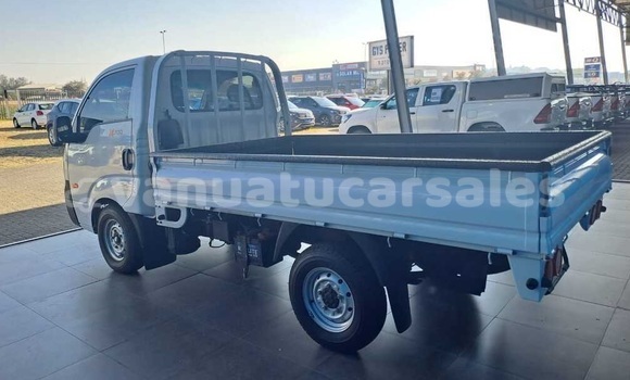 Acheter Occasion Voiture Kia K7 Blanc à Port Olry, Sanma Acheter Occasion Voiture Kia K7 Blanc à Port Olry, Sanma