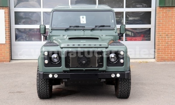 Buy Used Land Rover Defender Green Car in Luganville in Sanma Buy Used Land Rover Defender Green Car in Luganville in Sanma