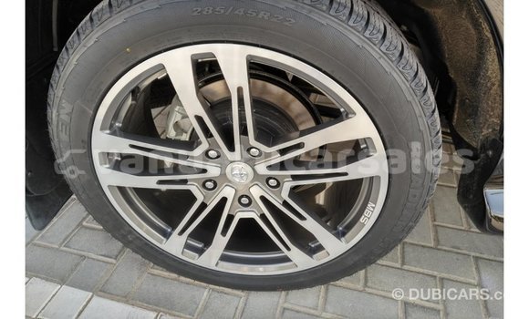 Acheter Import Voiture Toyota Land Cruiser Noir à Import - Dubai, Malampa Acheter Import Voiture Toyota Land Cruiser Noir à Import - Dubai, Malampa