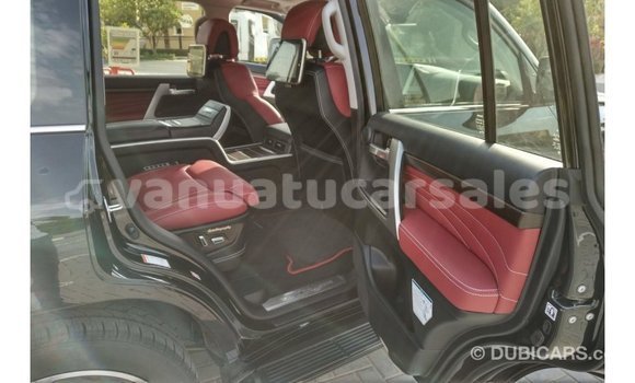 Acheter Import Voiture Toyota Land Cruiser Noir à Import - Dubai, Malampa Acheter Import Voiture Toyota Land Cruiser Noir à Import - Dubai, Malampa