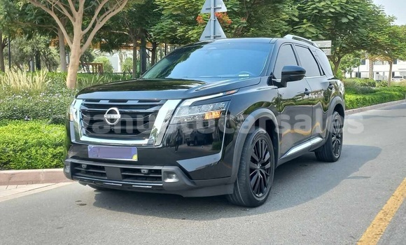 Buy Used Nissan Pathfinder Black Car in Luganville in Sanma Buy Used Nissan Pathfinder Black Car in Luganville in Sanma