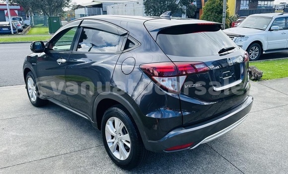 Buy Used Honda Vezel Blue Car in Port Vila in Shefa Buy Used Honda Vezel Blue Car in Port Vila in Shefa