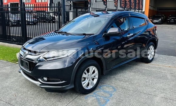 Buy Used Honda Vezel Blue Car in Port Vila in Shefa Buy Used Honda Vezel Blue Car in Port Vila in Shefa