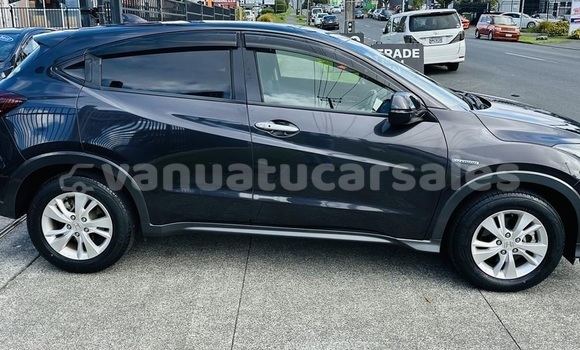 Buy Used Honda Vezel Blue Car in Port Vila in Shefa Buy Used Honda Vezel Blue Car in Port Vila in Shefa