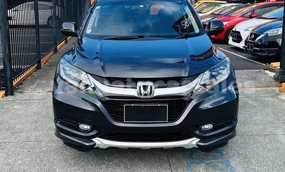 Buy Used Honda Vezel Blue Car in Port Vila in Shefa Buy Used Honda Vezel Blue Car in Port Vila in Shefa