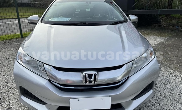 Buy Used Honda Grace Silver Car in Port Vila in Shefa Buy Used Honda Grace Silver Car in Port Vila in Shefa