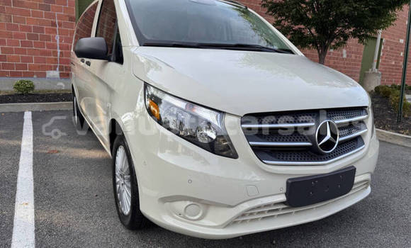 Buy Used Mercedes-Benz Vito White Car in Port Vila in Shefa Buy Used Mercedes-Benz Vito White Car in Port Vila in Shefa