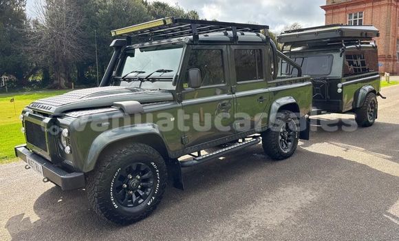 Buy Used Land Rover Defender Green Car in Luganville in Sanma Buy Used Land Rover Defender Green Car in Luganville in Sanma
