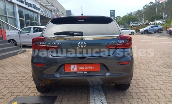 Buy Used Toyota Starlet Blue Car in Luganville in Sanma Buy Used Toyota Starlet Blue Car in Luganville in Sanma