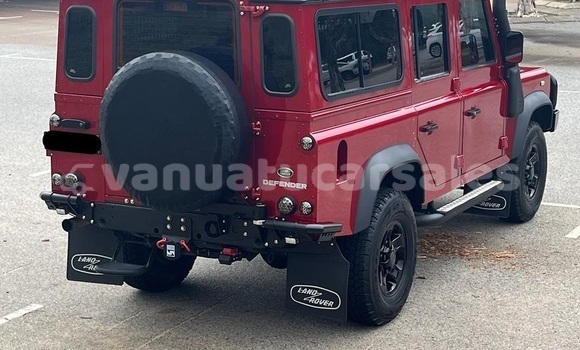 Buy Used Land Rover Defender Red Car in Port Vila in Shefa Buy Used Land Rover Defender Red Car in Port Vila in Shefa