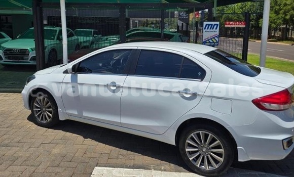 Buy Used Suzuki Ciaz White Car in Port Vila in Shefa Buy Used Suzuki Ciaz White Car in Port Vila in Shefa