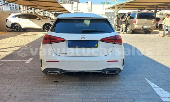 Buy Used Mercedes-Benz A200 White Car in Port Vila in Shefa Buy Used Mercedes-Benz A200 White Car in Port Vila in Shefa