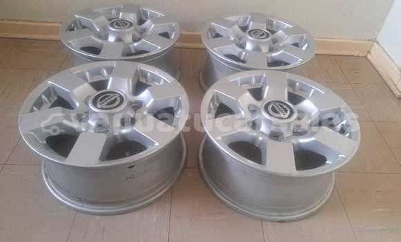 Buy Nissan hardbody 16 inch. in Luganville in Sanma Buy Nissan hardbody 16 inch. in Luganville in Sanma