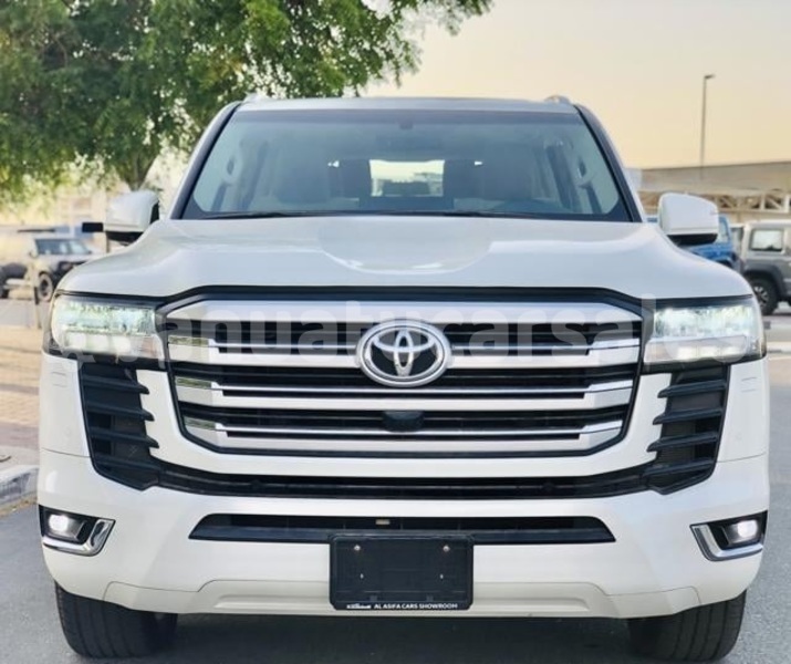 Big with watermark toyota land cruiser penama bunlap 803