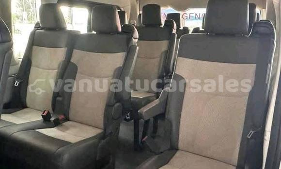 Buy Used Toyota Hiace White Car in Port Vila in Shefa Buy Used Toyota Hiace White Car in Port Vila in Shefa