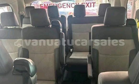 Buy Used Toyota Hiace White Car in Port Vila in Shefa Buy Used Toyota Hiace White Car in Port Vila in Shefa