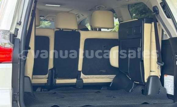 Buy Used Lexus LX 570 White Car in Port Vila in Shefa Buy Used Lexus LX 570 White Car in Port Vila in Shefa