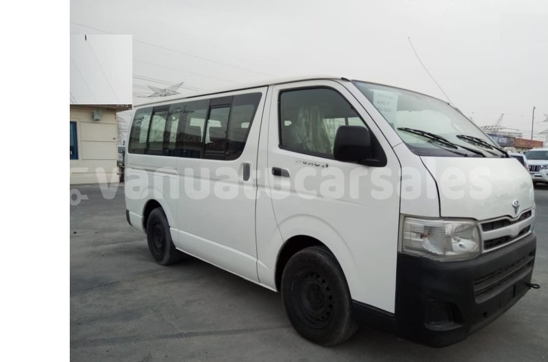 Big with watermark toyota hiace shefa port vila 819