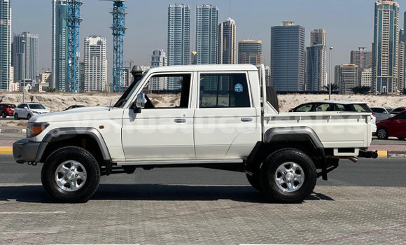 Buy Used Toyota Land Cruiser Other Car in Luganville in Sanma