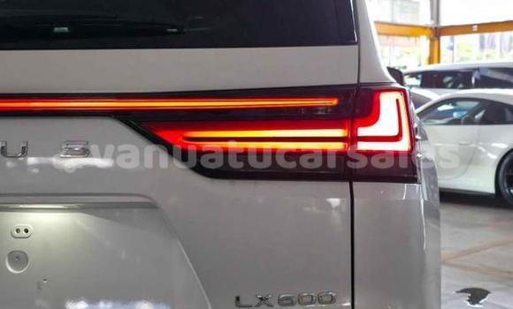Buy Used Lexus LX White Car in Port Vila in Shefa Buy Used Lexus LX White Car in Port Vila in Shefa