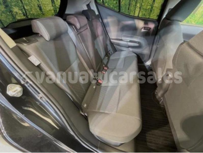 Big with watermark toyota aqua shefa port vila 825