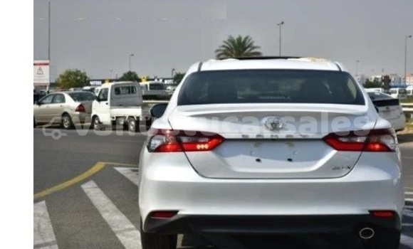Buy Used Toyota Camry White Car in Port Vila in Shefa Buy Used Toyota Camry White Car in Port Vila in Shefa