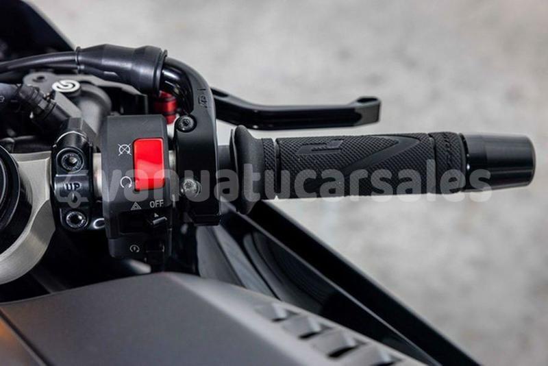 Big with watermark yamaha yzf shefa port havannah 832