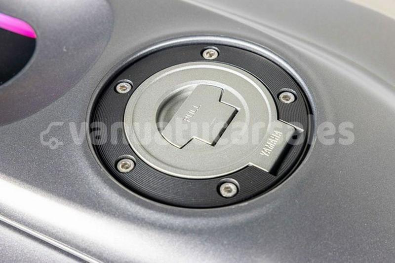 Big with watermark yamaha yzf shefa port havannah 832