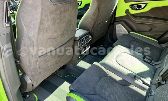 Acheter Occasion Voiture Lamborghini Urus Vert à Longana, Penama Acheter Occasion Voiture Lamborghini Urus Vert à Longana, Penama