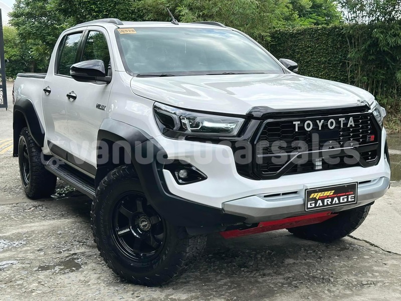 Big with watermark toyota hilux surf shefa burumba 838