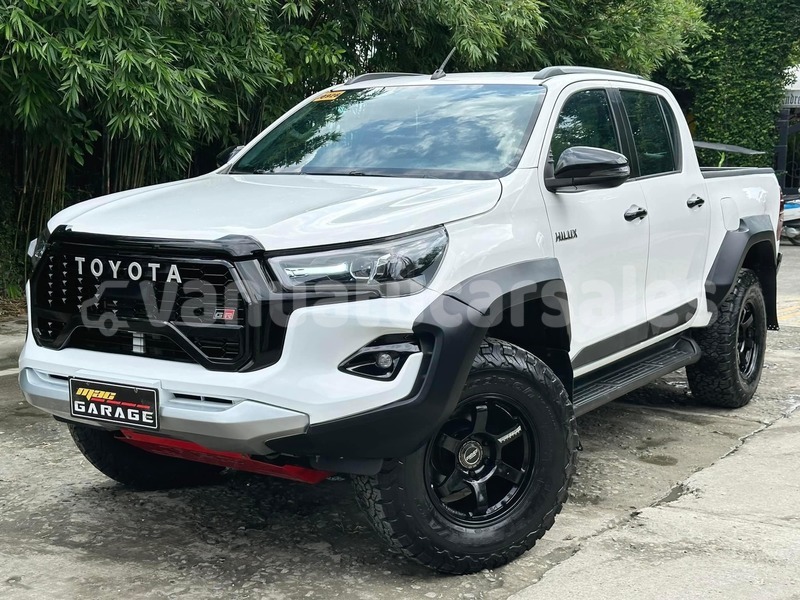 Big with watermark toyota hilux surf shefa burumba 838
