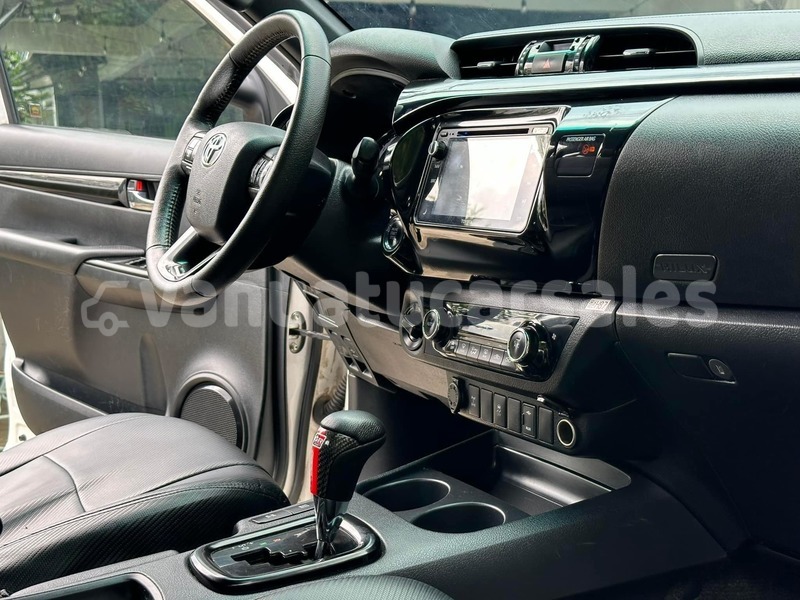 Big with watermark toyota hilux surf shefa burumba 838