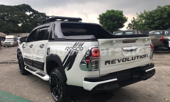 Buy Used Toyota Hiluxe Revo White Car in Port Vila in Shefa Buy Used Toyota Hiluxe Revo White Car in Port Vila in Shefa